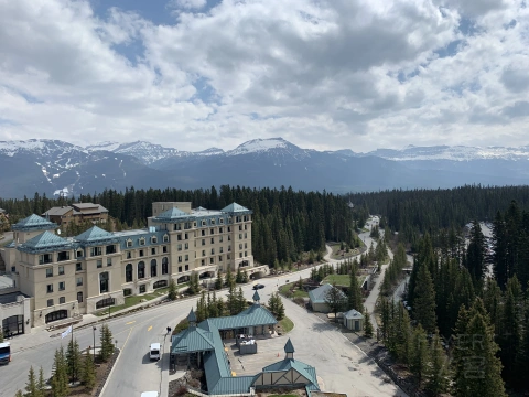 Fairmont Lake Louise Signature Suite