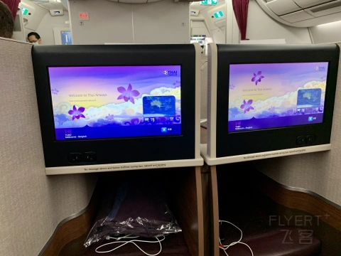 [�ѹ���] ̩�����ʺ���MEL-BKK-PEK