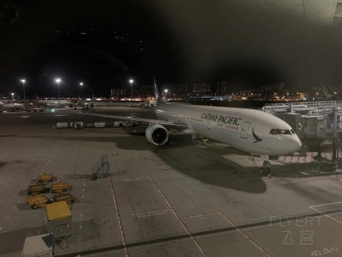 [�ѹ���] TPE-HKG-FRA��̩����77W������������ϧ