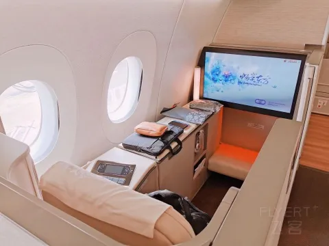[�ѹ���] ľ��A350 SYD-PVG�����U��