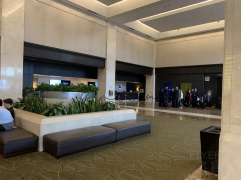 ���ǳ�ʱ�ڵġ���ɼ��������˹͡/The Westin Los Angeles Airport