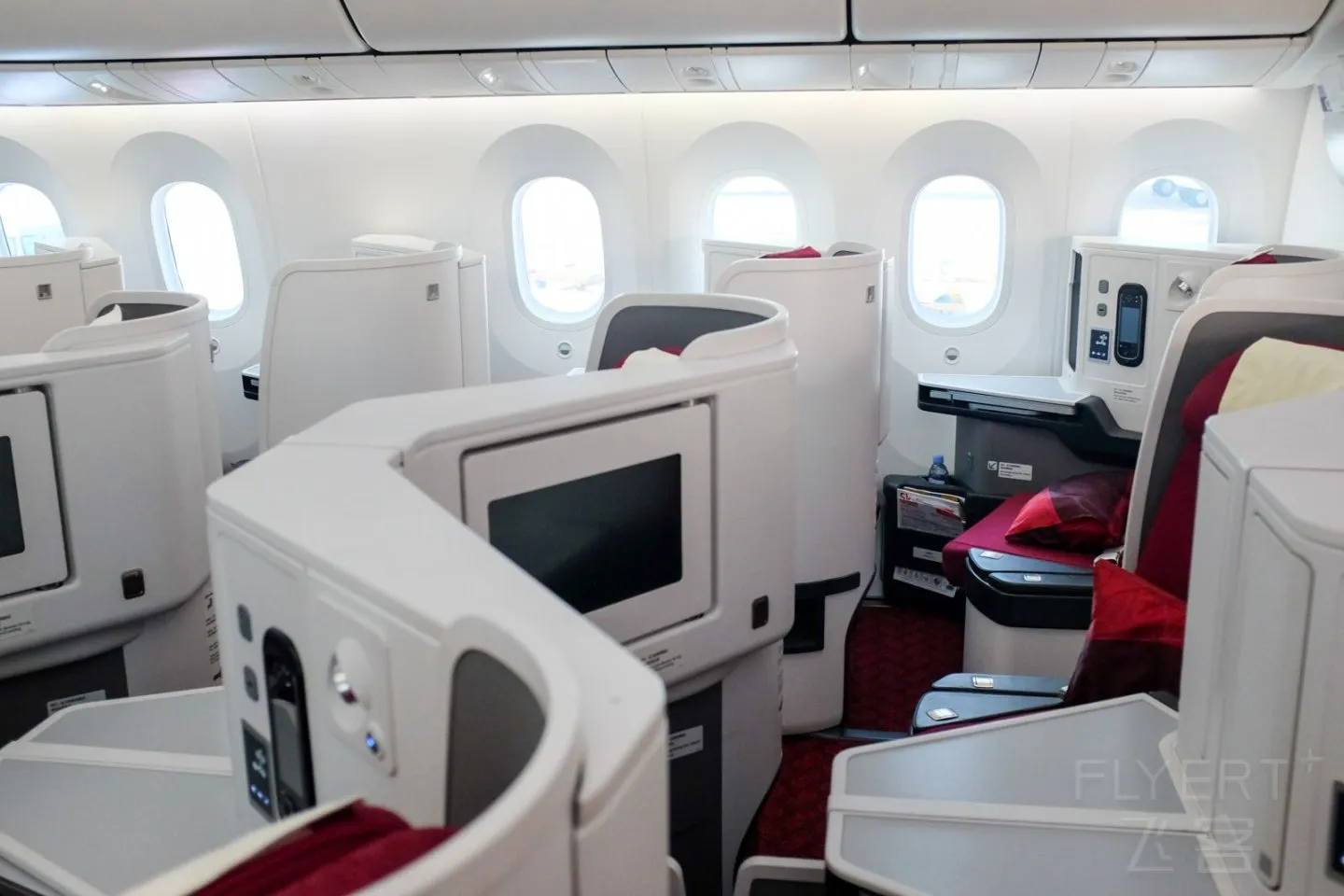 20190619_Hainan-Airlines_787-9_Business_PEK-ORD_JRodriguez-28.jpg