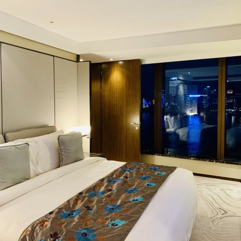 #���Ӿ���staycation# 2020�귭�Ƶ����һ�ҾƵ� �Ϻ��ֶ��Ļ����������̡�֪΢��