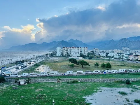 Disaster��Crowne Plaza Antalya �������ǻʹڼ��ղ���200RMBһ������ס����