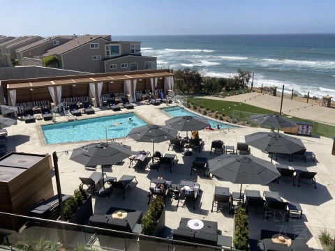 ȫ���׷� ʥ���Ǹ��Ա� Alila Marea Beach Resort Encinitas������