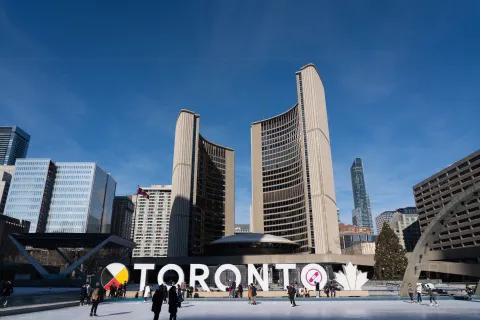 ���׶�Ѷ��ɻʼ�Լ�� Fairmont Royal York һ���������