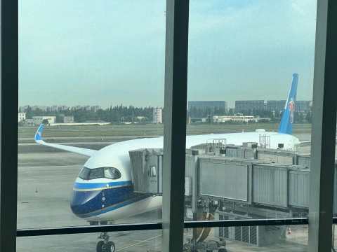 ���ù����쾡�������̻�����ɶ���CZ3414:�ع����ϵ�ī��������շ�������