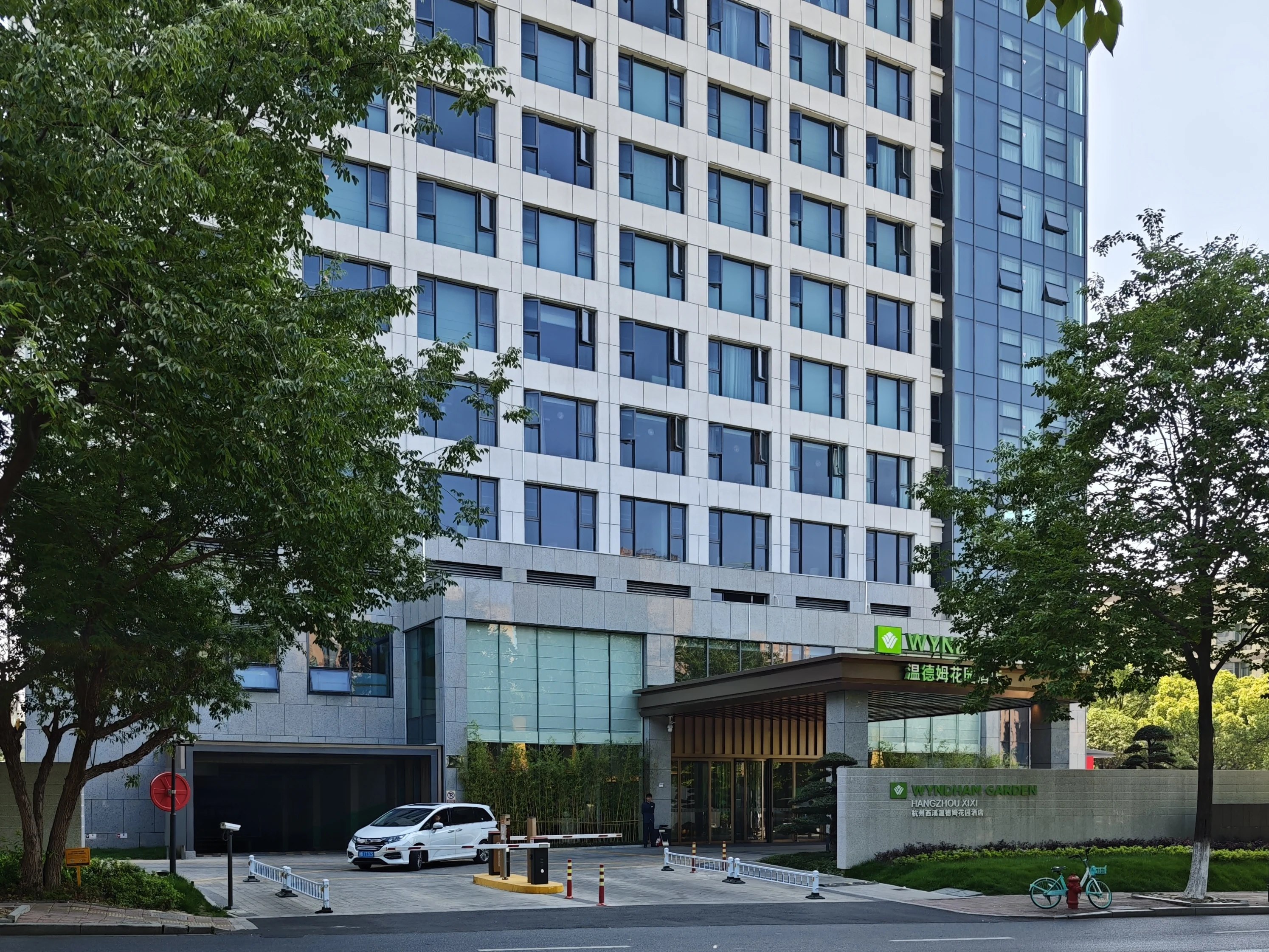 ���㽭�����׷���������Ϫ�µ�ķ��԰�Ƶ�����ͷ���ס����