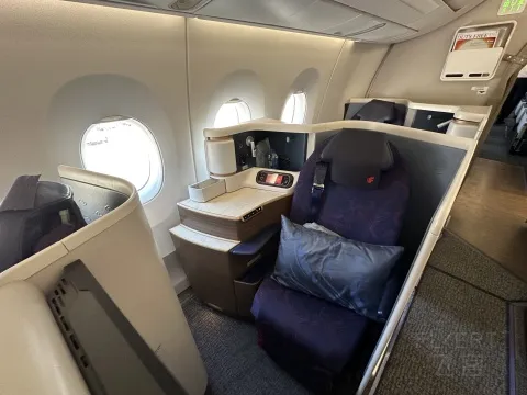 �����߱�� ��������-���� CA1351 A350-900 ���������