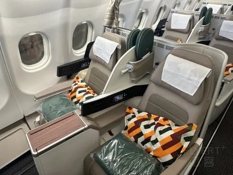 ̽�ùŴ��漣��������ɳ�ذ���������A330���òշ������飬���ŵù�����RUH-���޹���CA ...