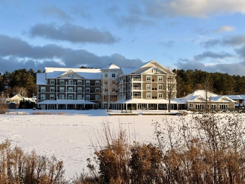 �����ʴ�˵ı������С���Voco Saranac Lake NY ŦԼ���������ɿ˺�IHG