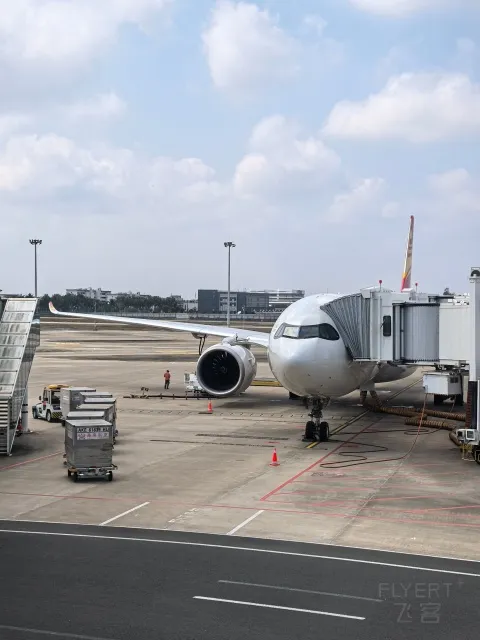 ������նɺ���Ҭ��һ�����³���2026��2��20�պ�������-�����׶�HU7281��������