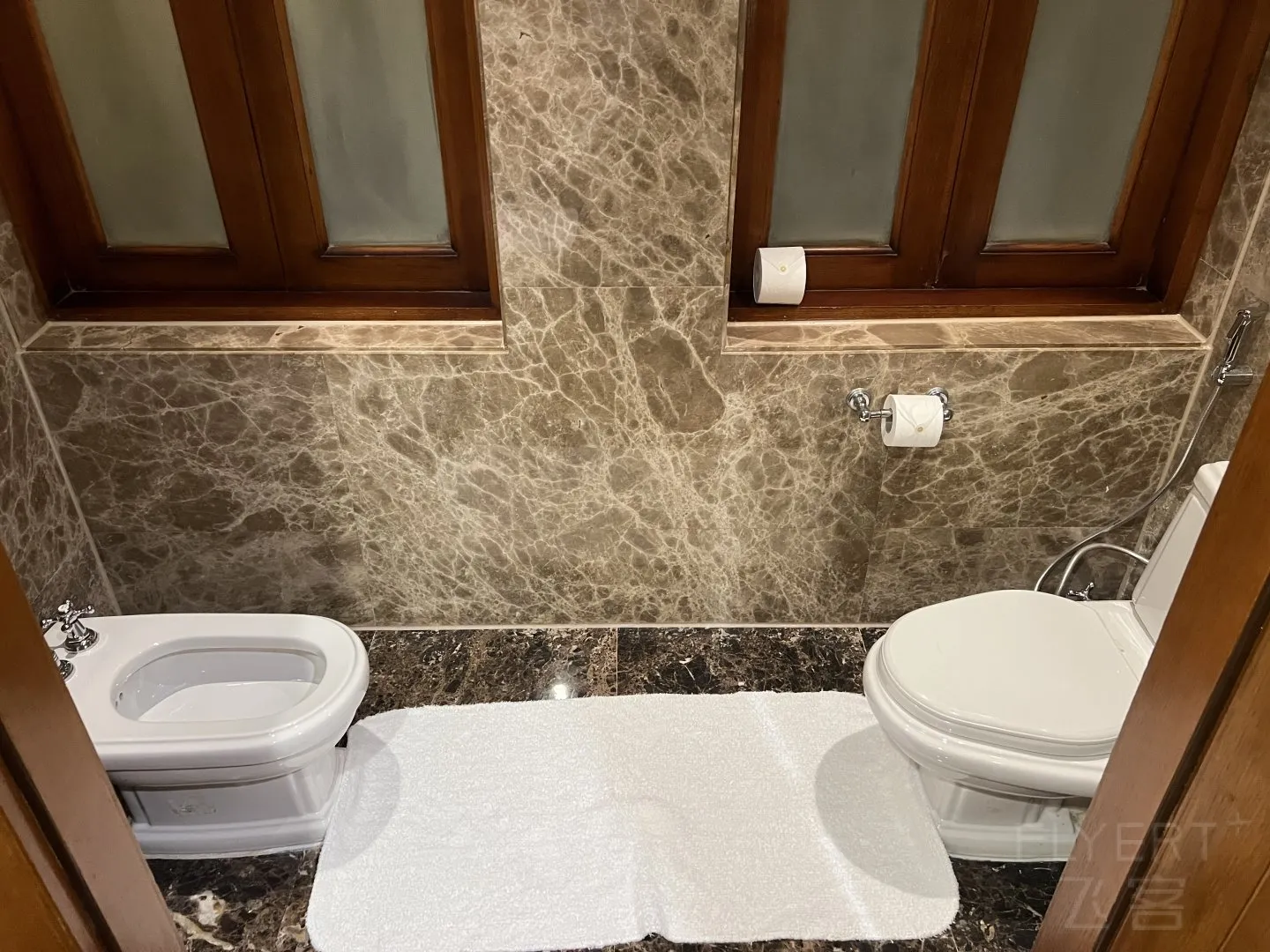 231721DWSUCIZMTXYCXUXC.jpg