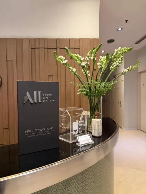 Խ�ϣ�������������ӾƵ����֮ҹMercure Hanoi la Gare