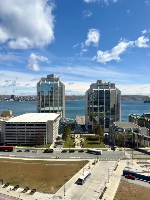 �����ķ��»ع�����ô��������˹�����ĵ¶��� �����׷� Delta Halifax Downtown