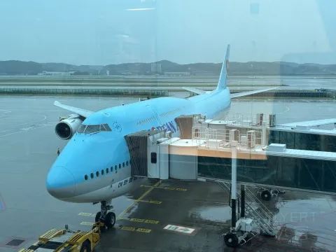 ����&�󺫣�A359&B748i��ATL - ICN - HKG ���б���