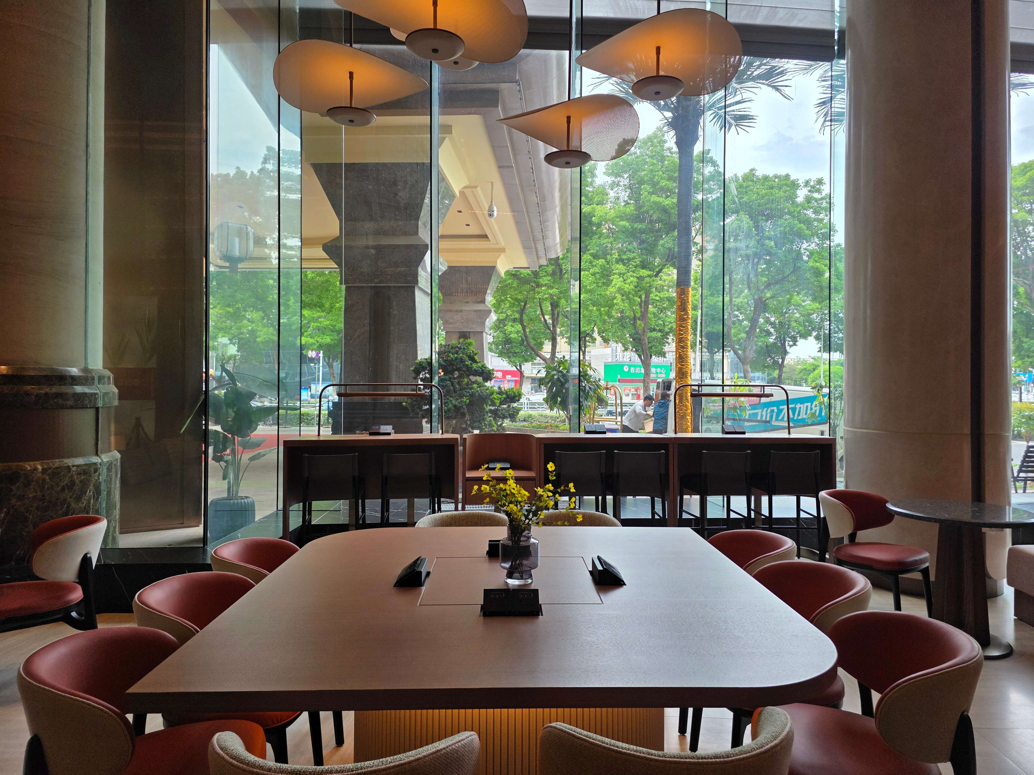 �ν��������Ϻ���������ϣ���ٻ�԰�Ƶ�