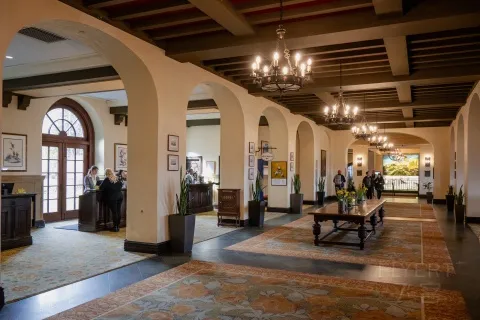 ʥ�Ӿ��� ���³Ǳ����׷���������������ׯ԰�Ѷ��ɾƵ� Fairmont Le Manoir Richelieu