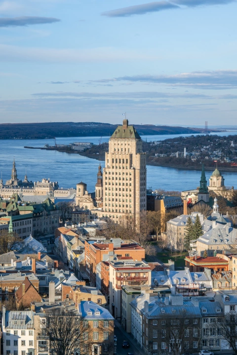 һ���ϳ�ȫ������ߣ������˳�ϣ���پƵ걨�� Hilton Qu��bec City