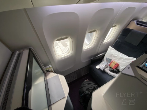 �״��ձ������޼ʹ���ա�JL48 HEL-HND���ն������Һ���Ϣ�Ҽ��պ�����ͷ����Ϣ������