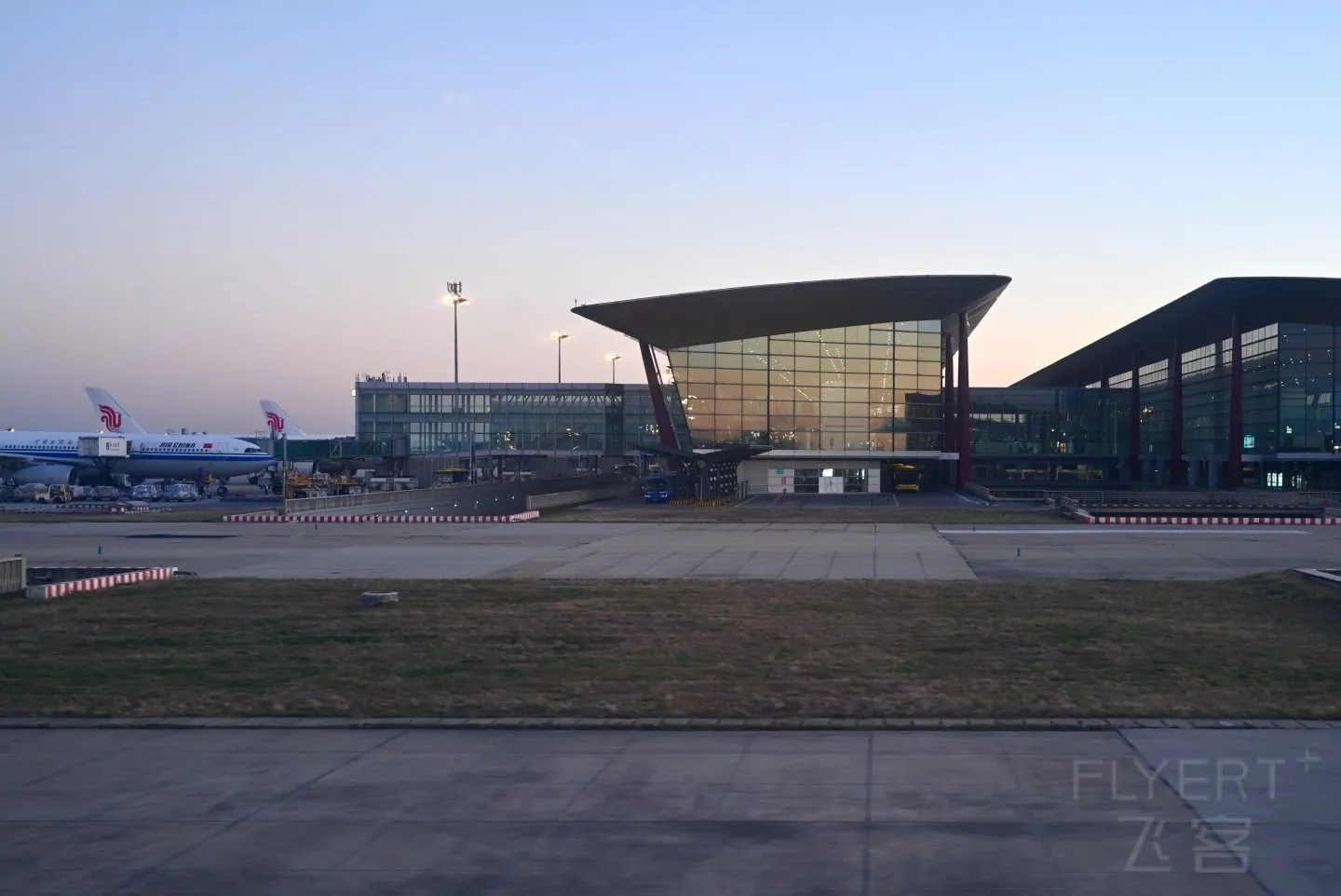 141013QWRHFPJJUZSDRJGL.jpg