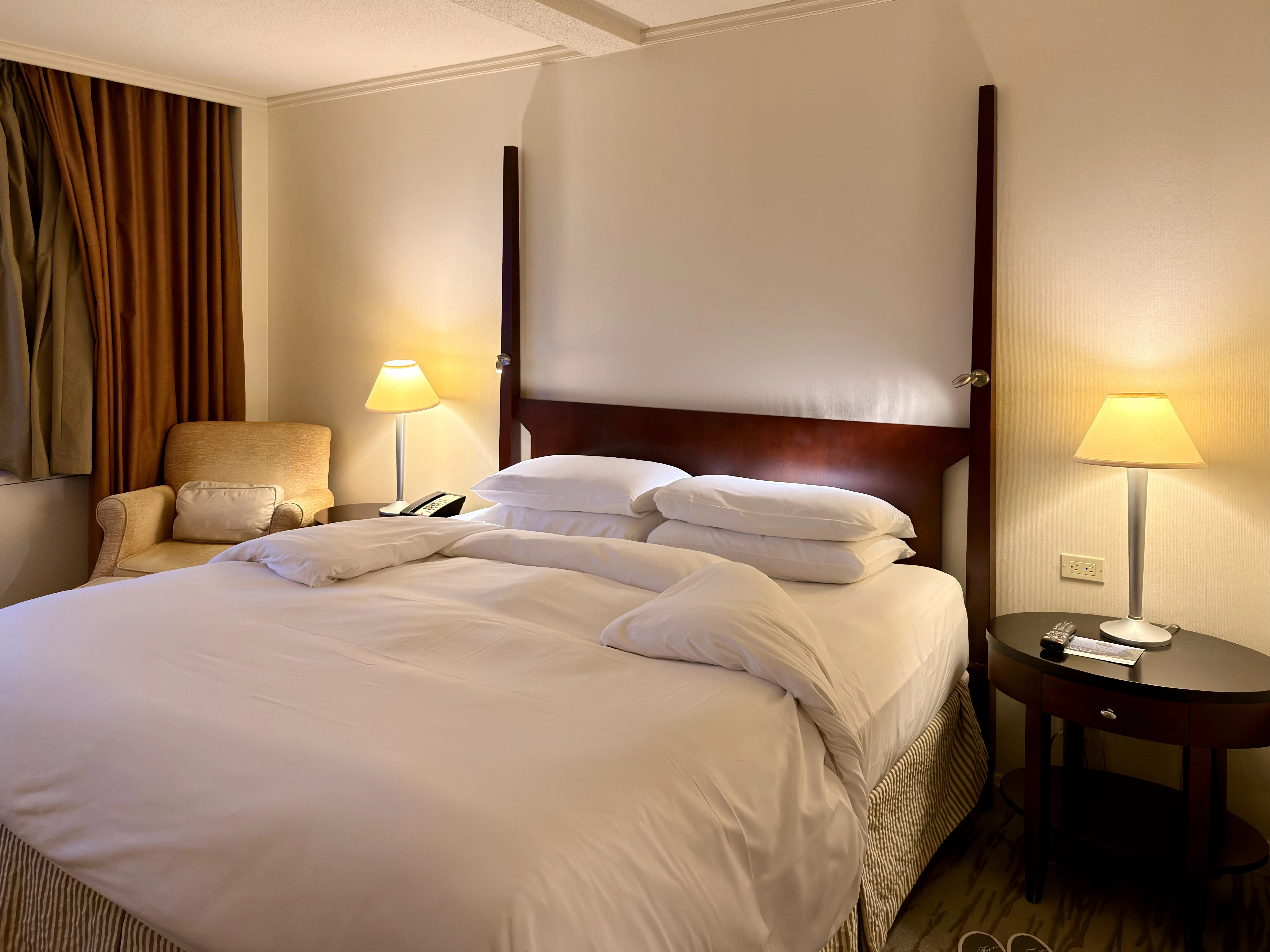 Ӳ���Ͼ� �۸��������׷��� 🇨🇦���Ხ�Ѷ��ɾƵ� Fairmont Winnipeg Hotel Manitoba