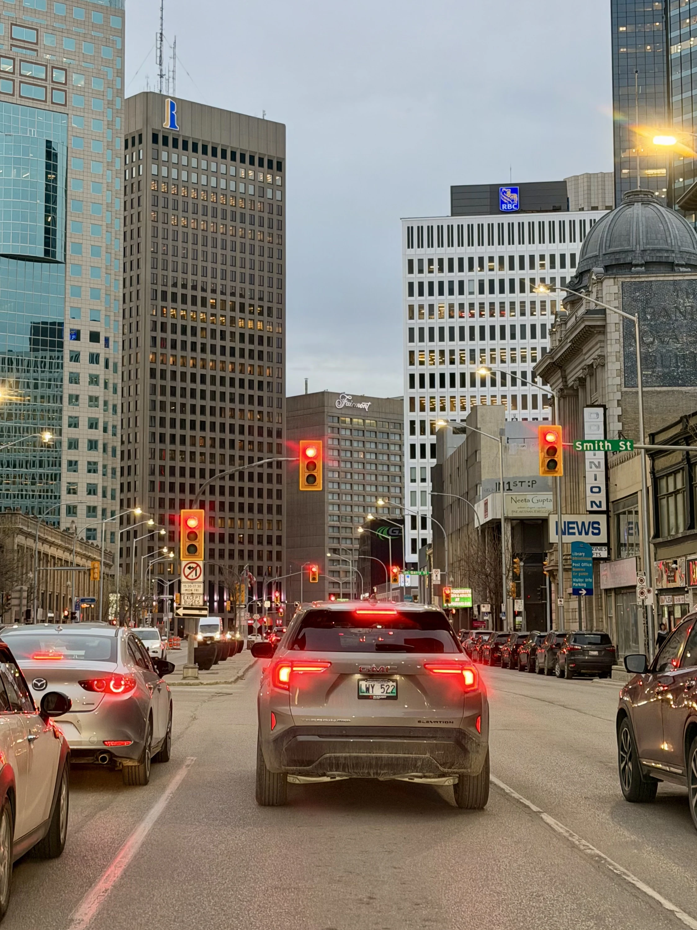 Ӳ���Ͼ� �۸��������׷��� 🇨🇦���Ხ�Ѷ��ɾƵ� Fairmont Winnipeg Hotel Manitoba