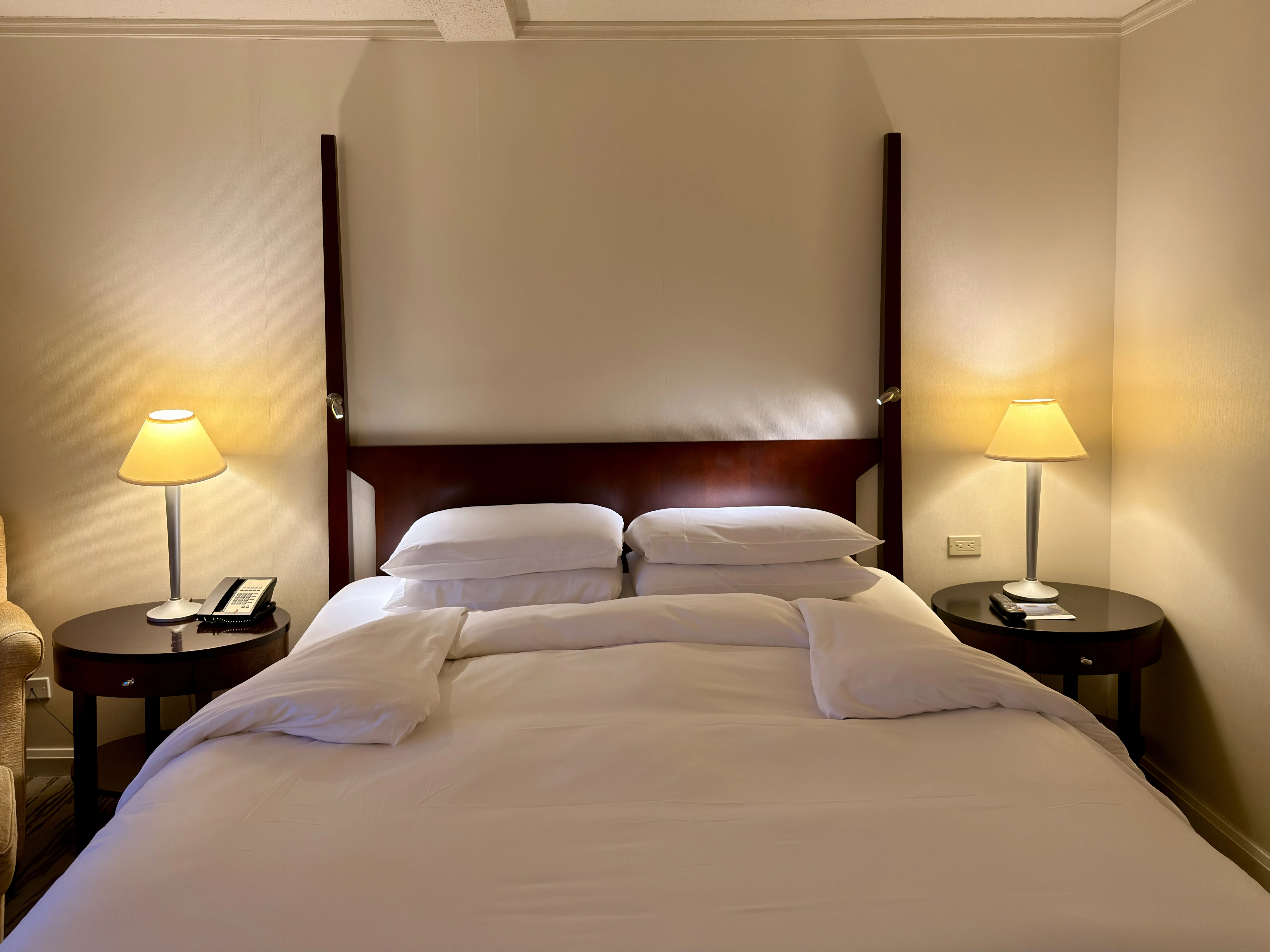 Ӳ���Ͼ� �۸��������׷��� 🇨🇦���Ხ�Ѷ��ɾƵ� Fairmont Winnipeg Hotel Manitoba