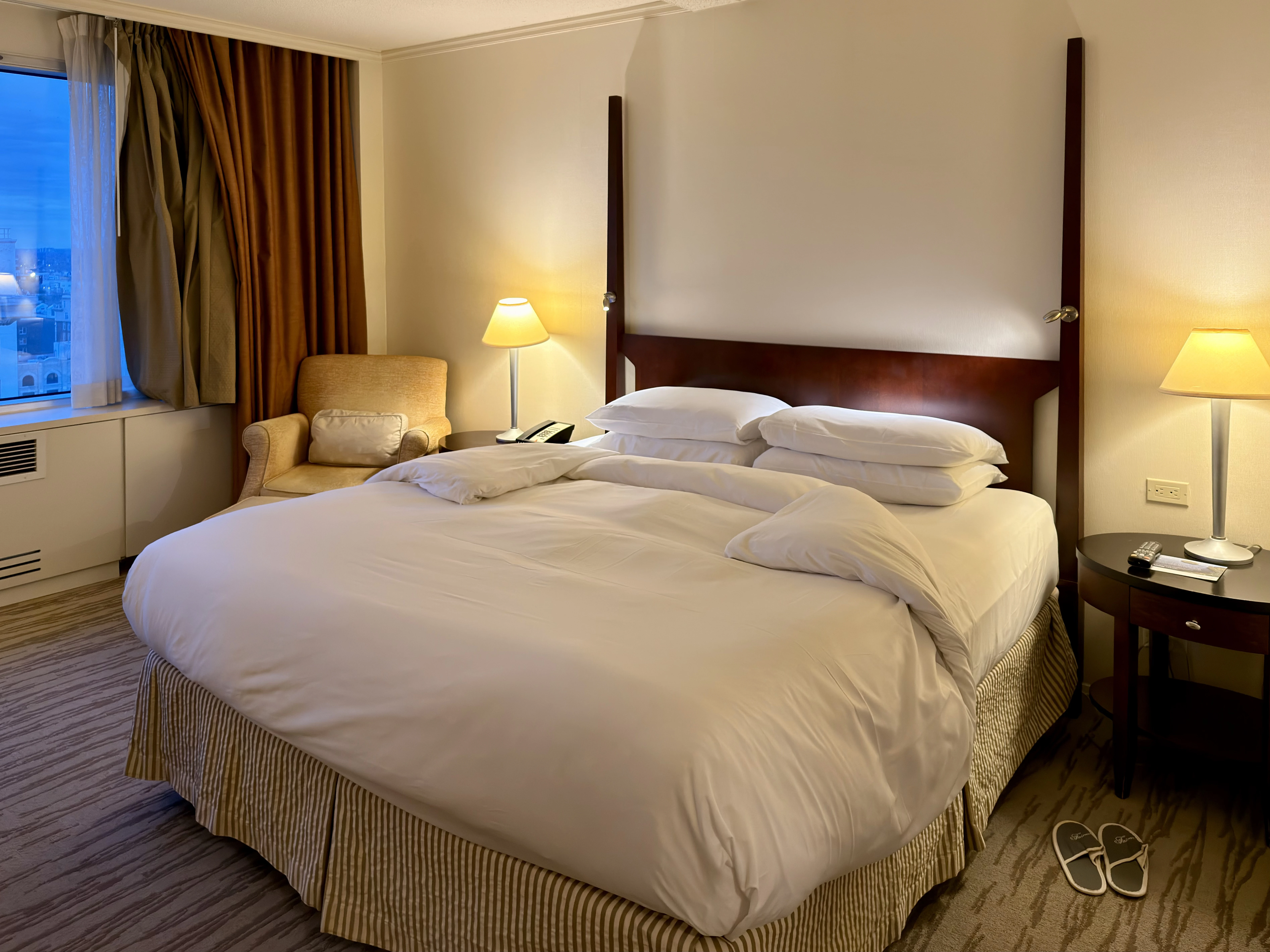 Ӳ���Ͼ� �۸��������׷��� 🇨🇦���Ხ�Ѷ��ɾƵ� Fairmont Winnipeg Hotel Manitoba