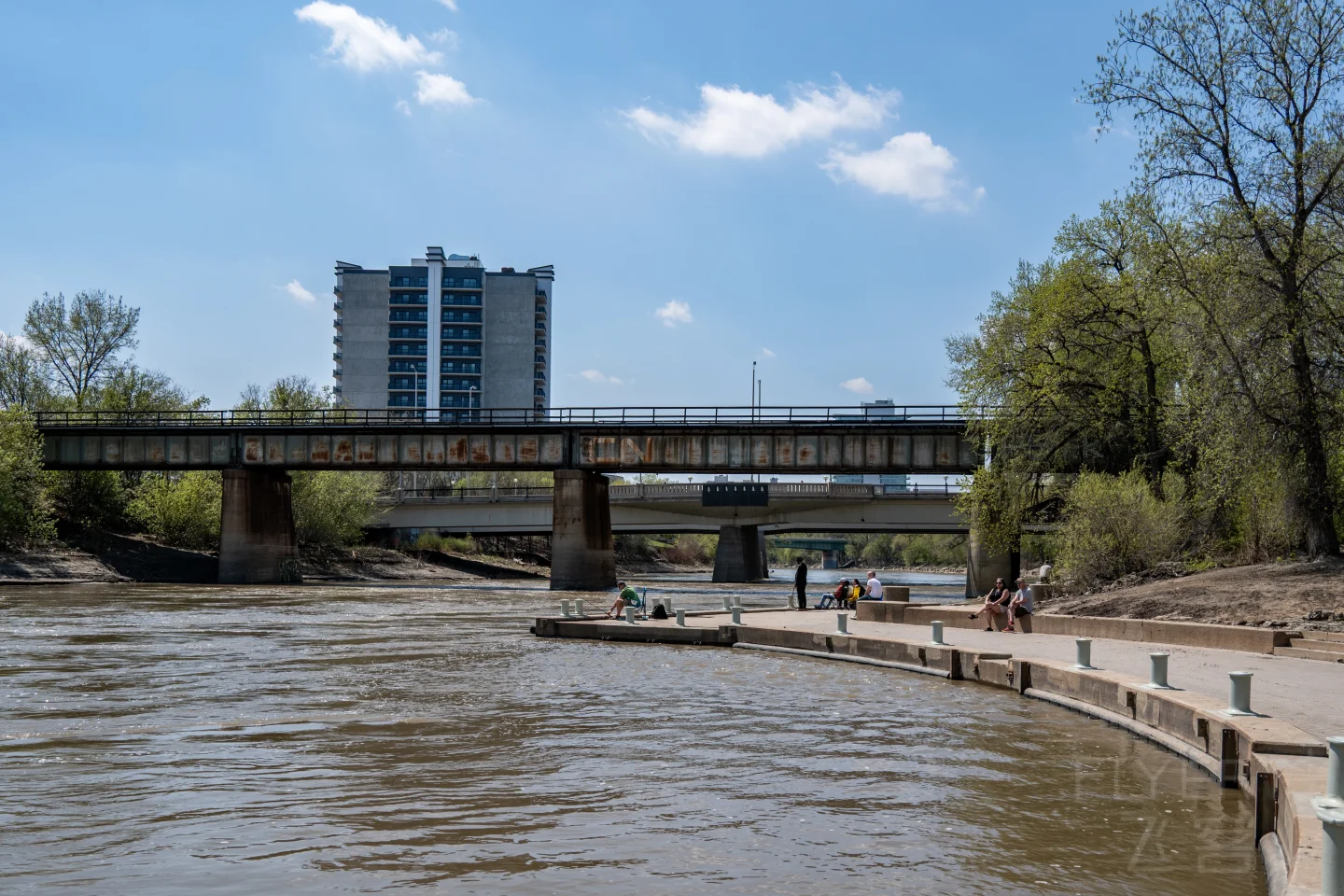 174144KPYPGZSGOZZADDCV.jpg