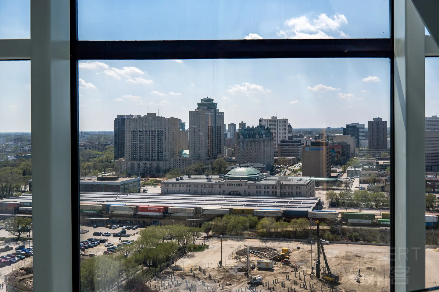 174145STELNZDETHFKXTPI.jpg
