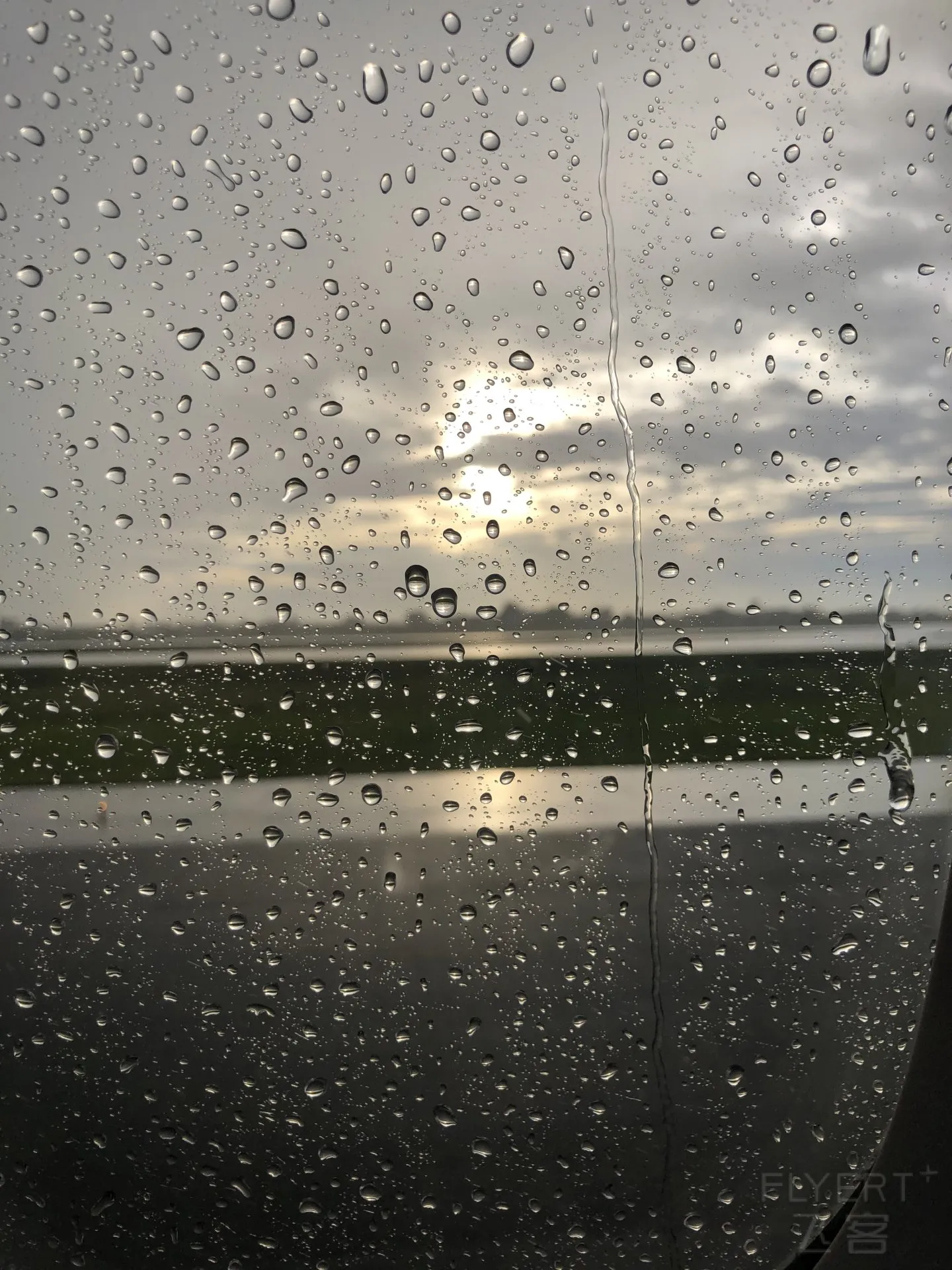 110631JQSEMVNHDRFSEMXP.jpg