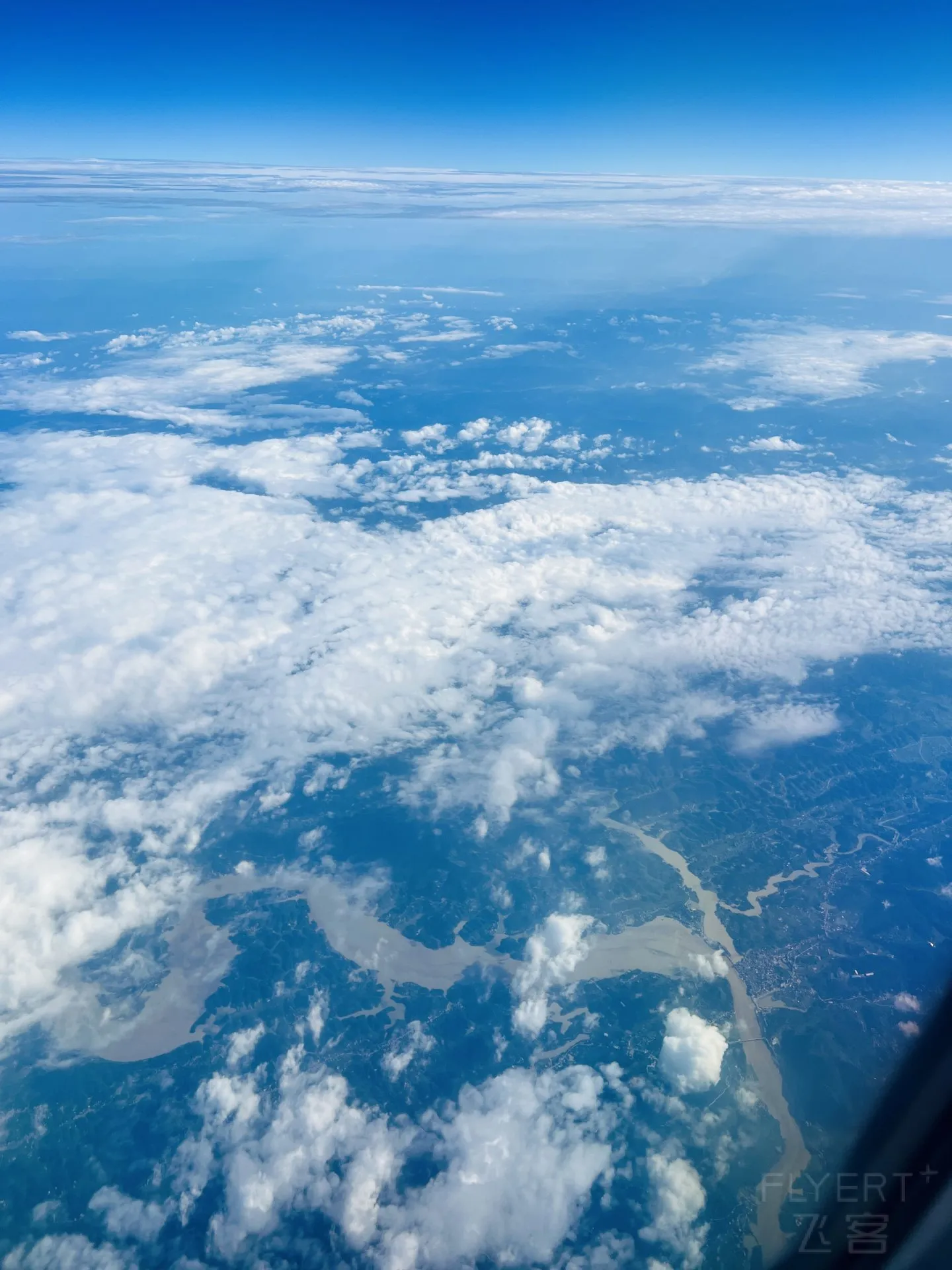 104218EPXGAFURSSRBRLBC.jpg