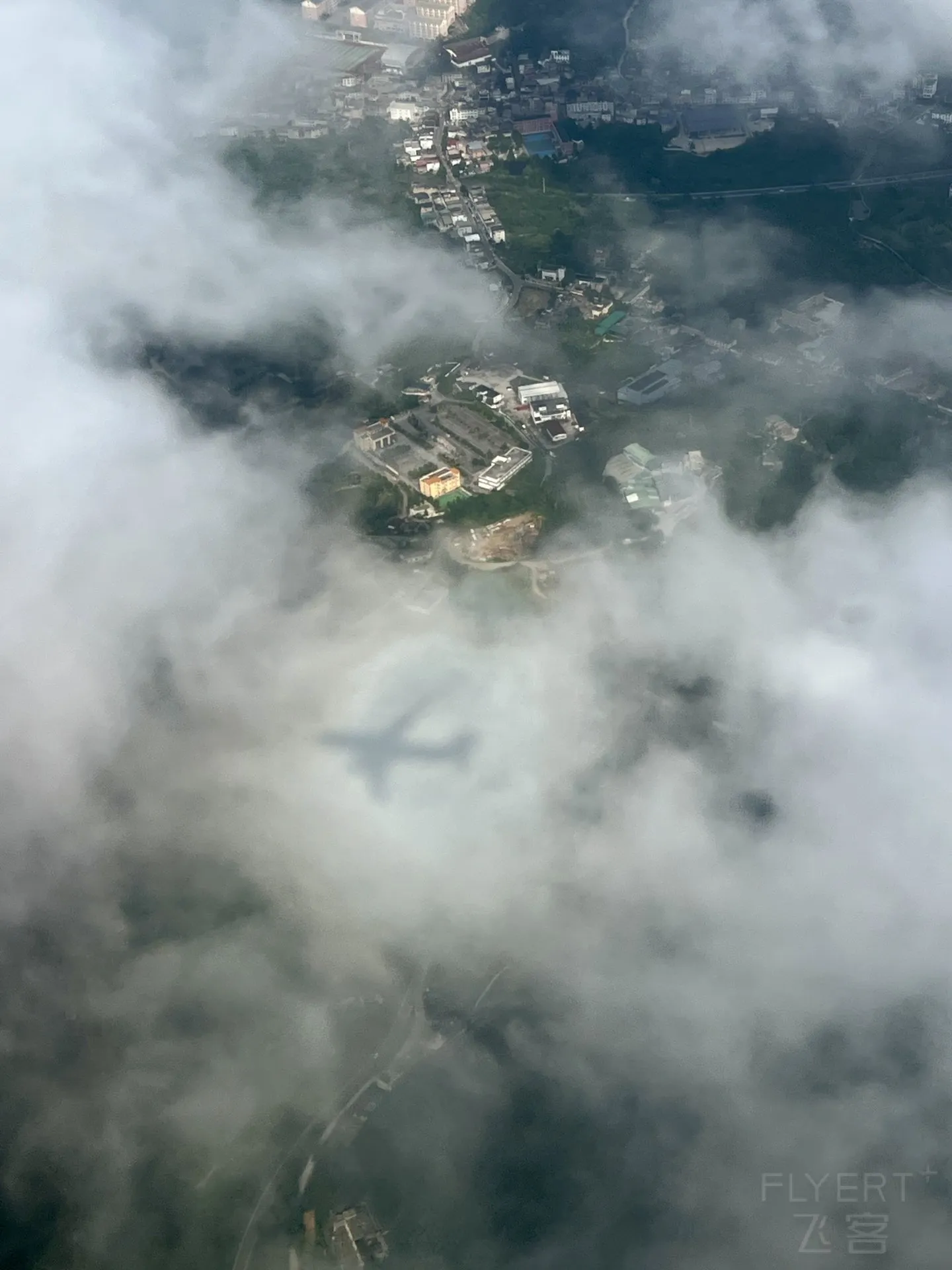 104753GBYTRJCLTURZYYPI.jpg
