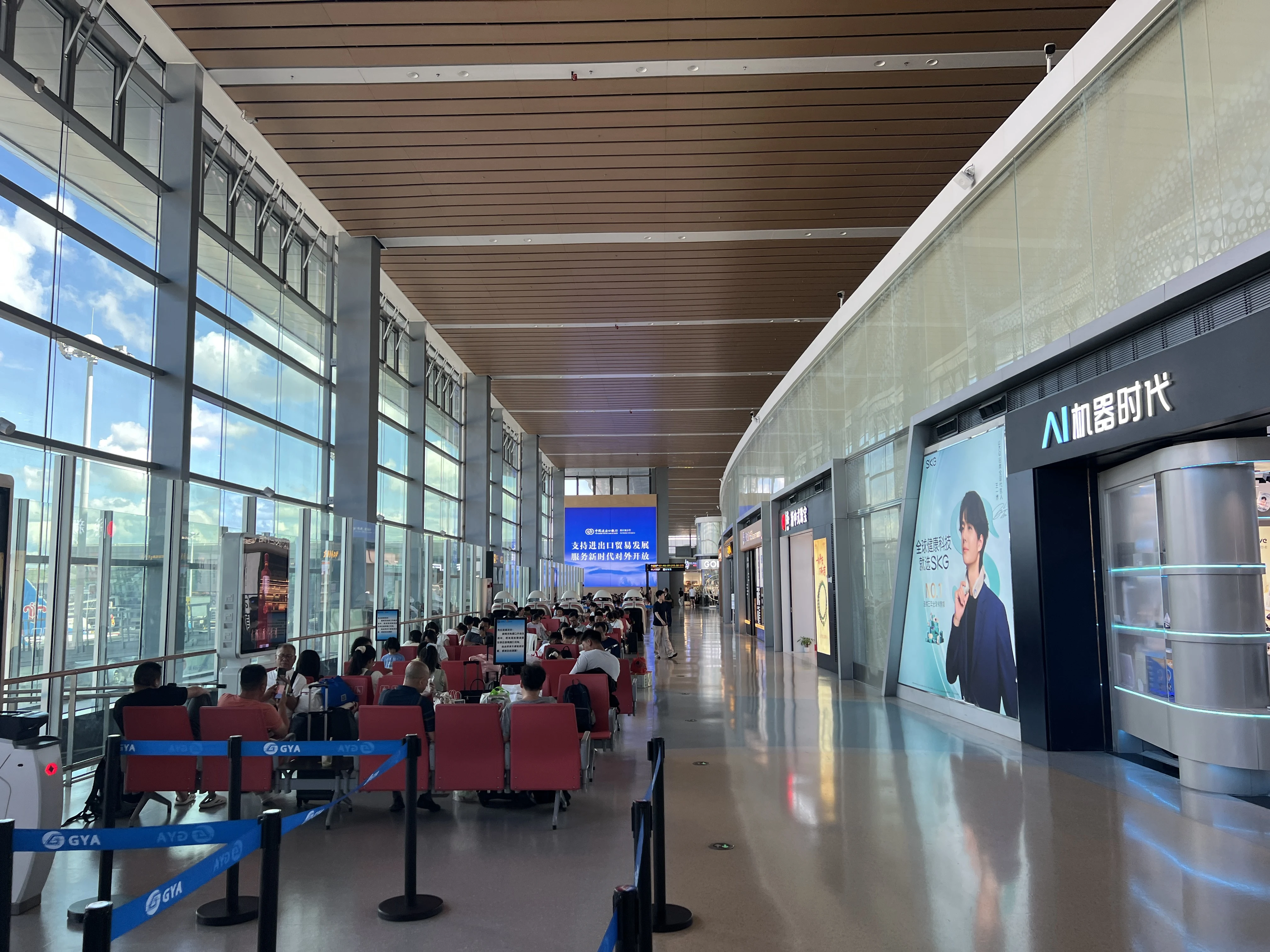 ���������еķ���Ʒ�ʣ�CA4223 ����������-�Ϻ��ֶ����б���