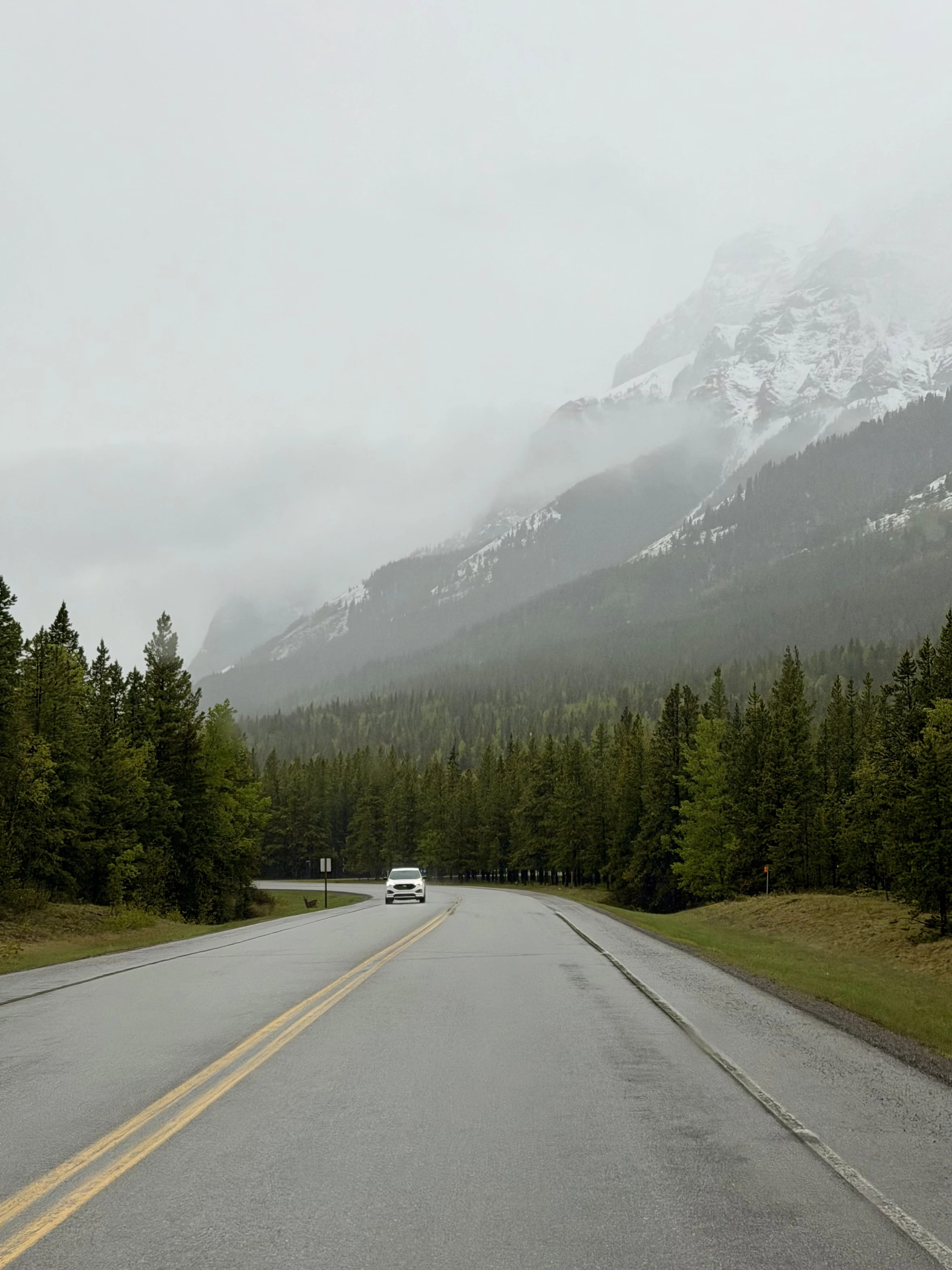 Ⱥɽ���ư�;�� G7��������ѡ��🇨🇦 Kananaskis Mountain Lodge ��ʽ�׷�һ����ƽ��