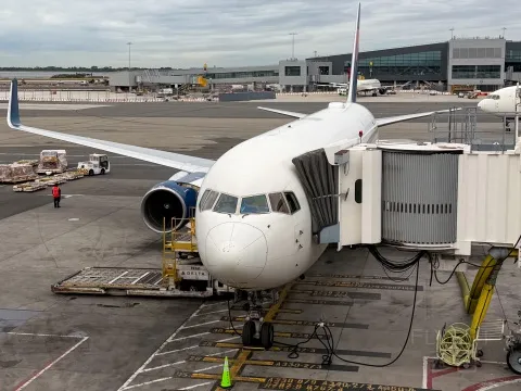 ����������ߣ���������DL650 HNL-JFK B767-300ER���������