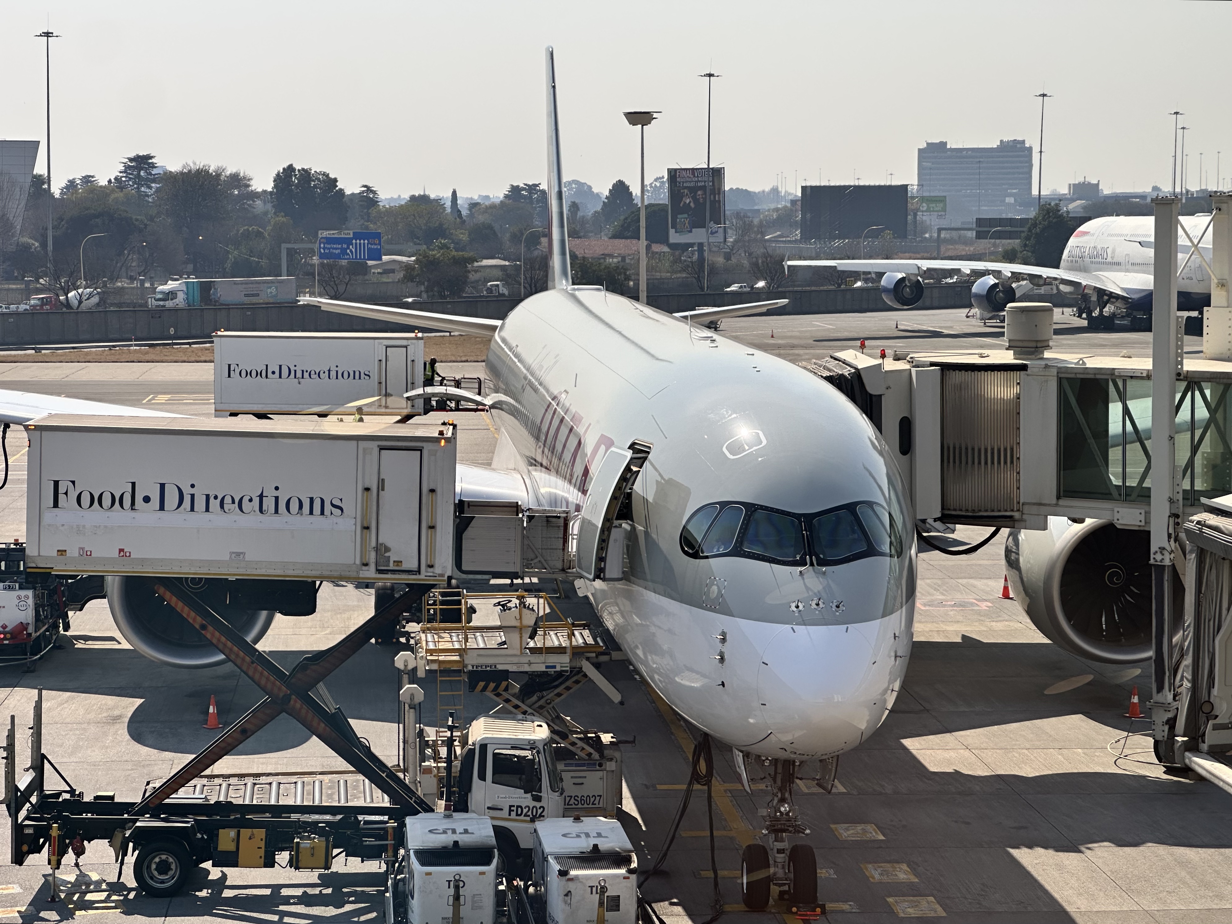 ���˿������䣬���������ա�ī������A350���òշ������飬Լ����˹��JNB-���������DOH