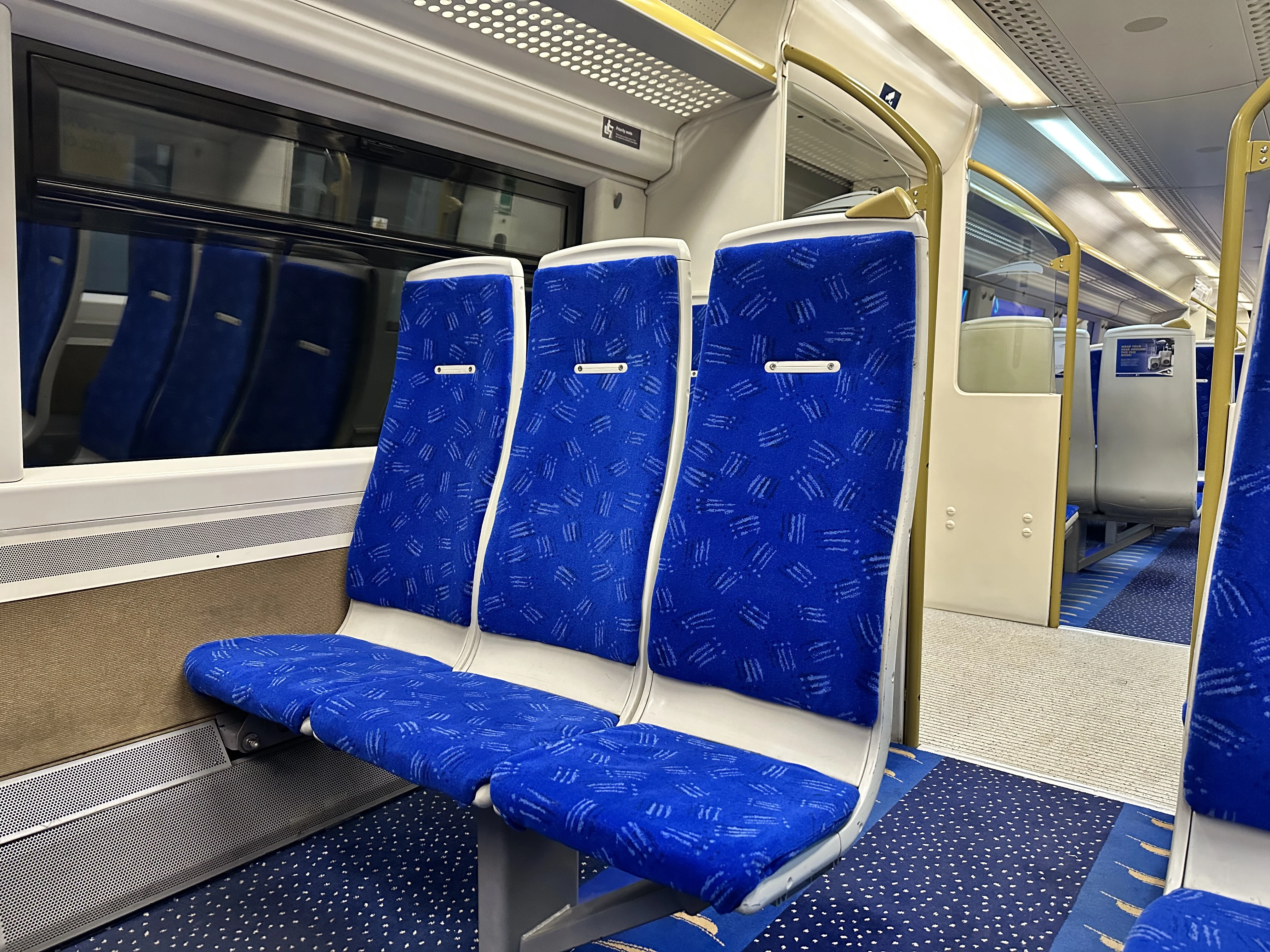 ���˿������䣬���������ա�ī������A350���òշ������飬Լ����˹��JNB-���������DOH