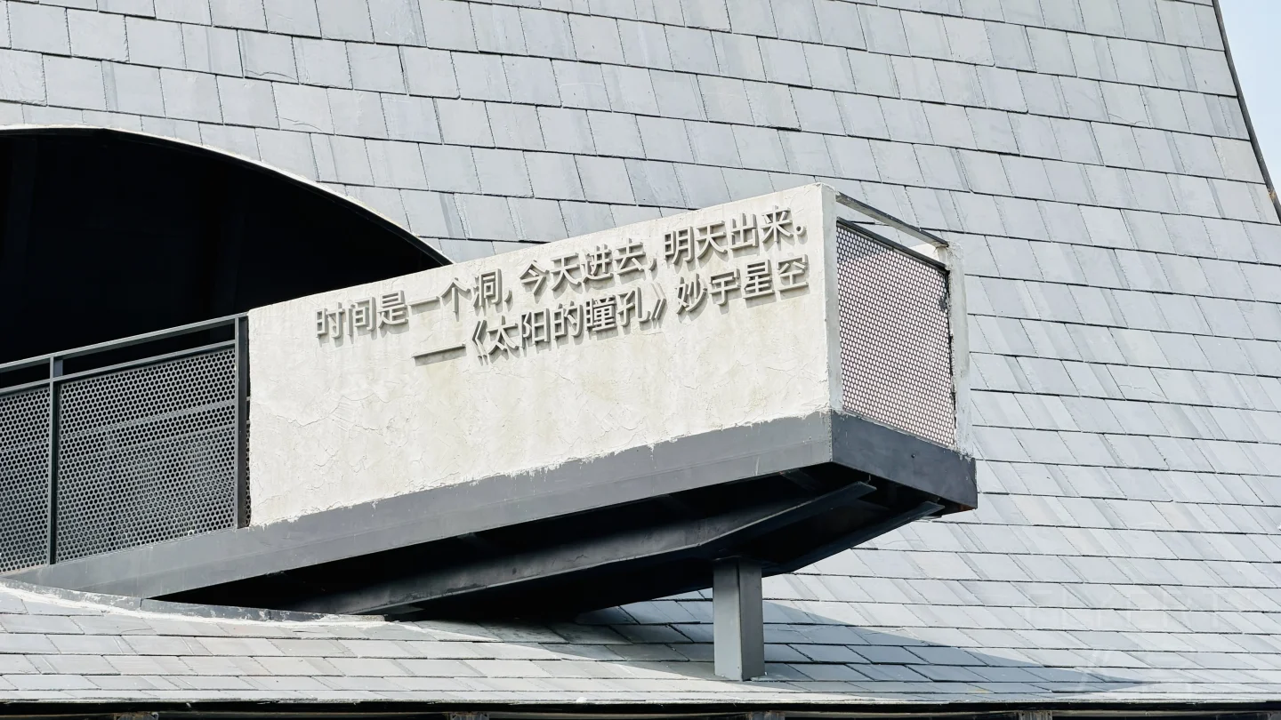 101738EWGNDSUZWTIDKVGK.jpg