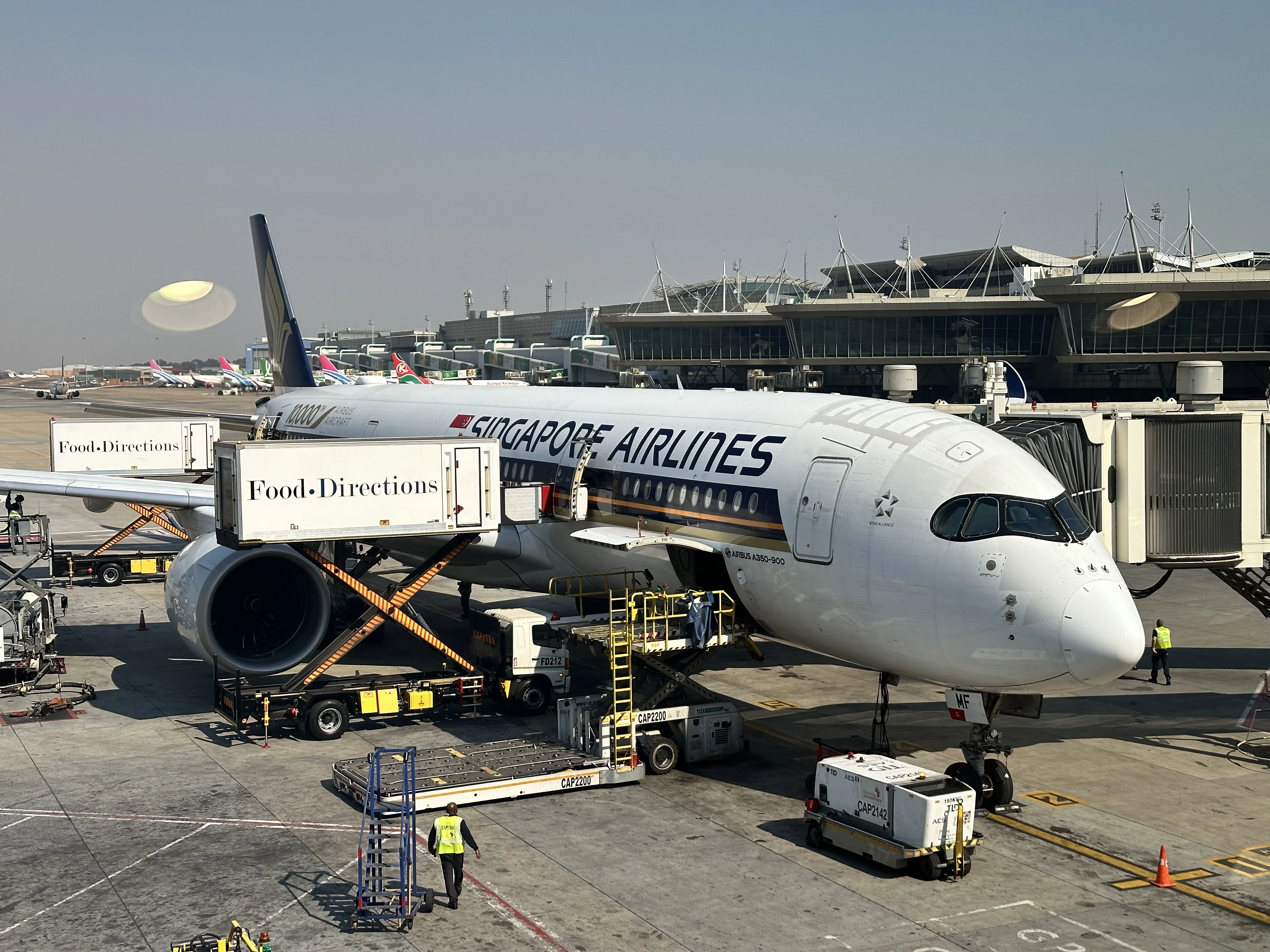 ���˿������䣬���������ա�ī������A350���òշ������飬Լ����˹��JNB-���������DOH