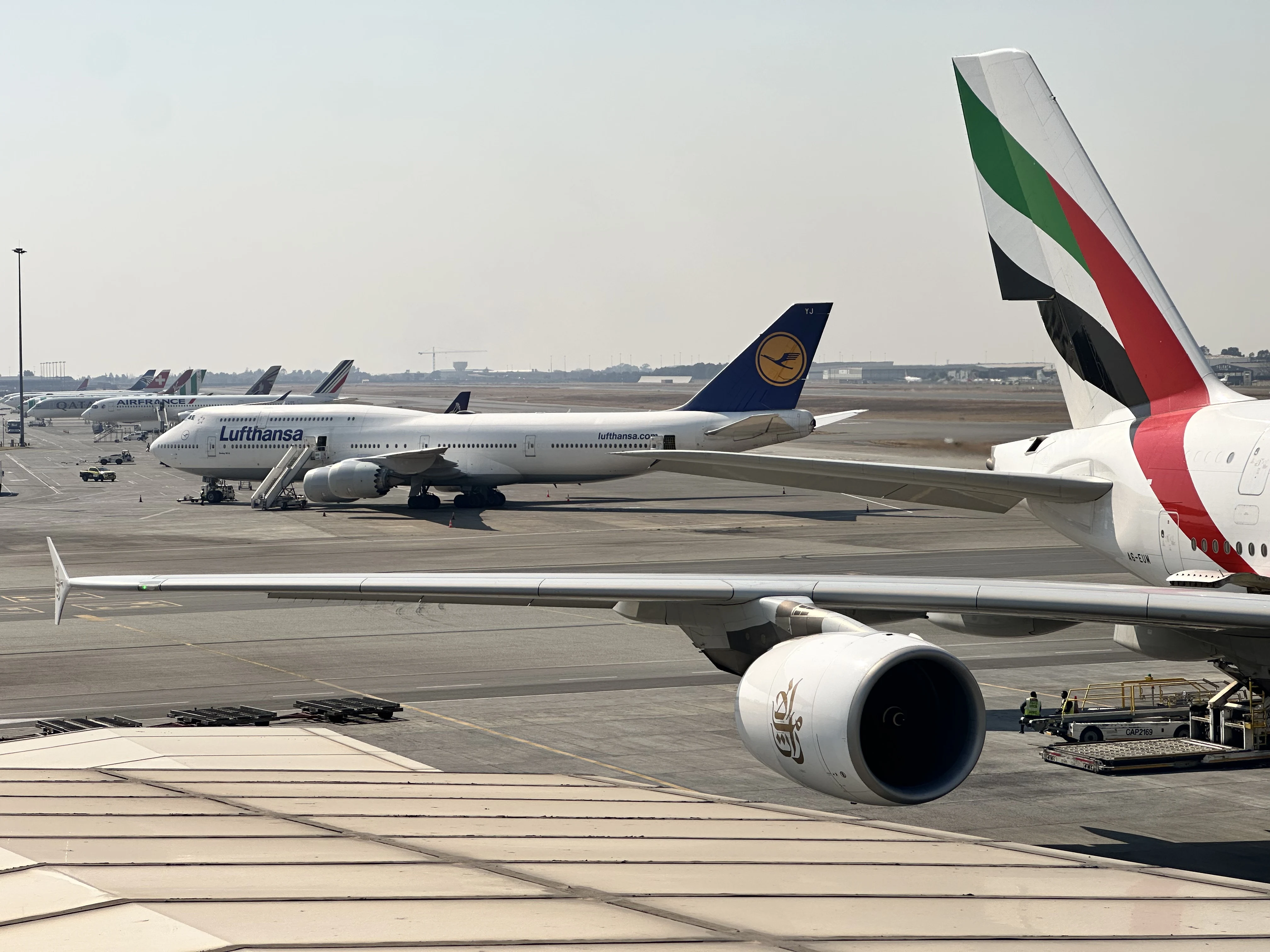 ���˿������䣬���������ա�ī������A350���òշ������飬Լ����˹��JNB-���������DOH