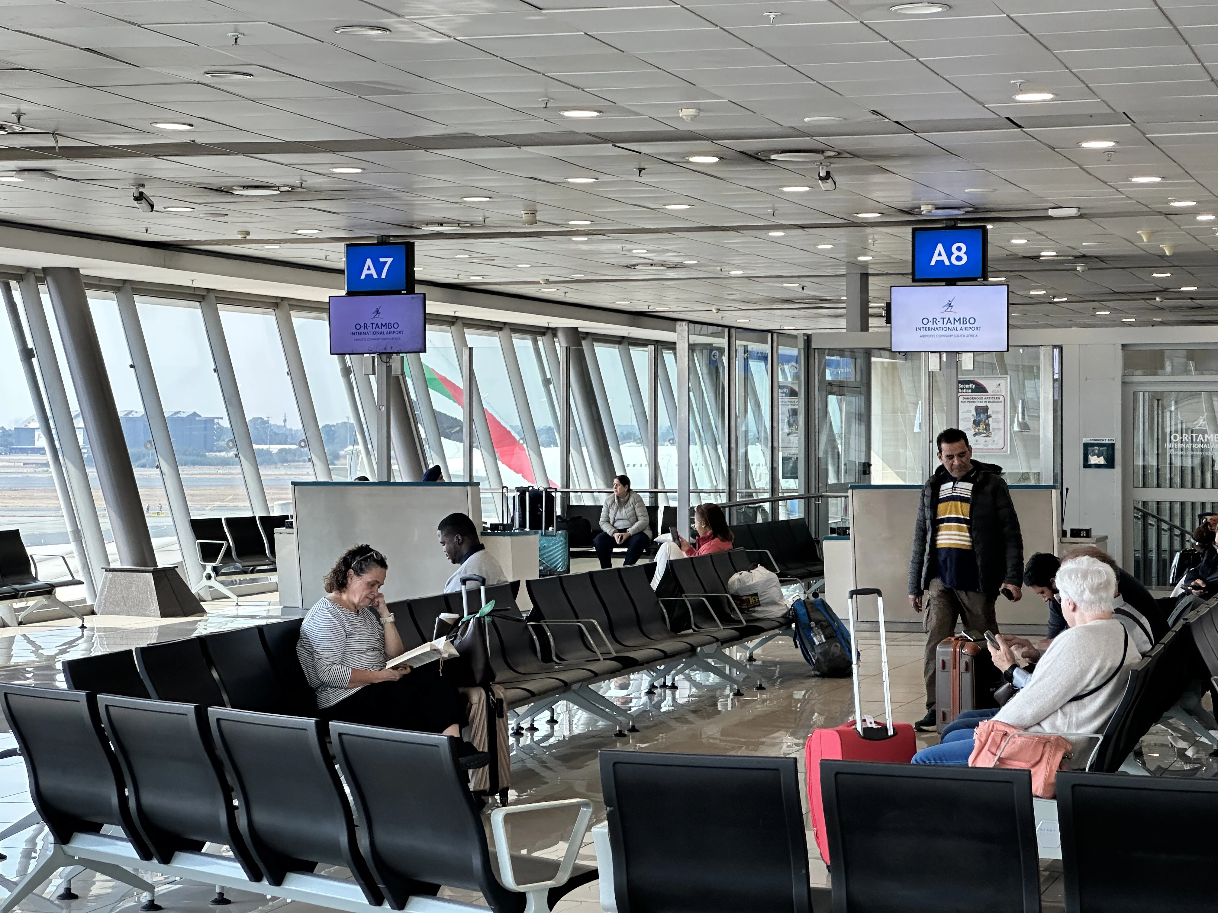 ���˿������䣬���������ա�ī������A350���òշ������飬Լ����˹��JNB-���������DOH
