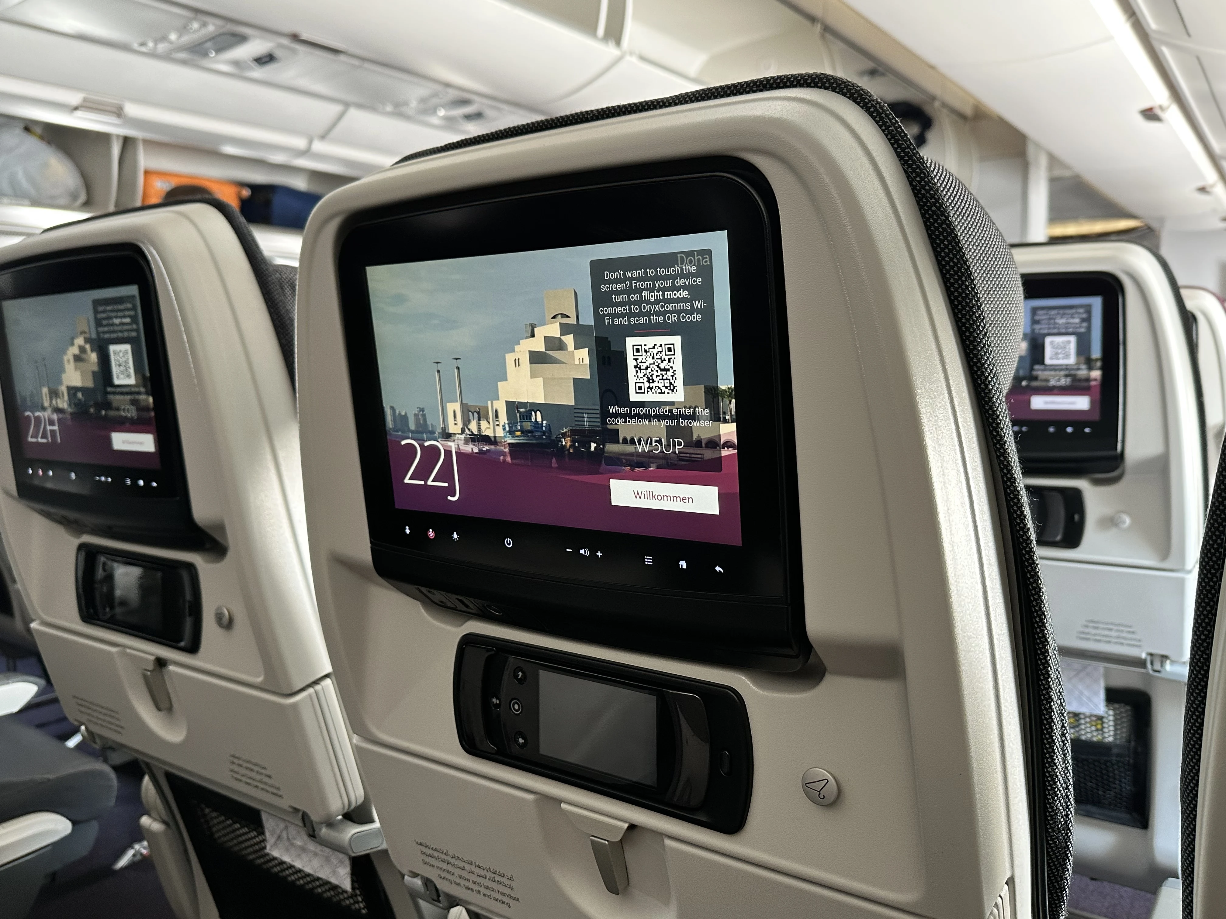 ���˿������䣬���������ա�ī������A350���òշ������飬Լ����˹��JNB-���������DOH