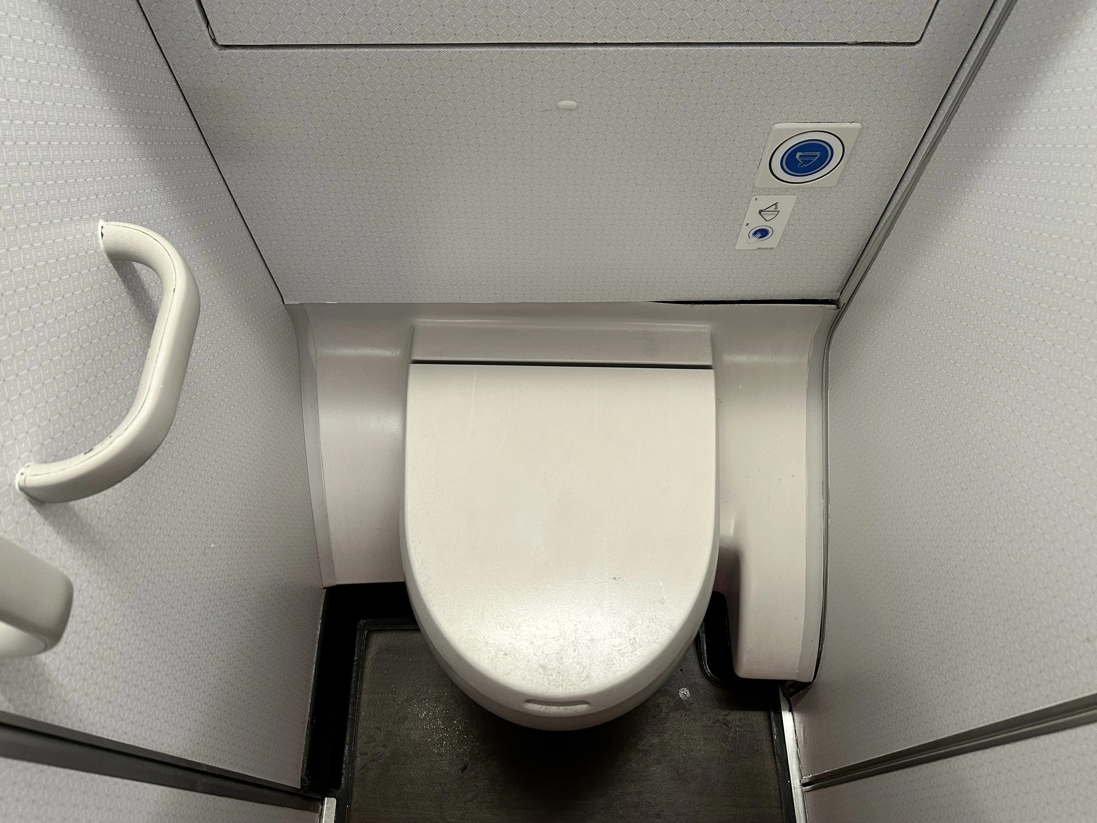 ���˿������䣬���������ա�ī������A350���òշ������飬Լ����˹��JNB-���������DOH