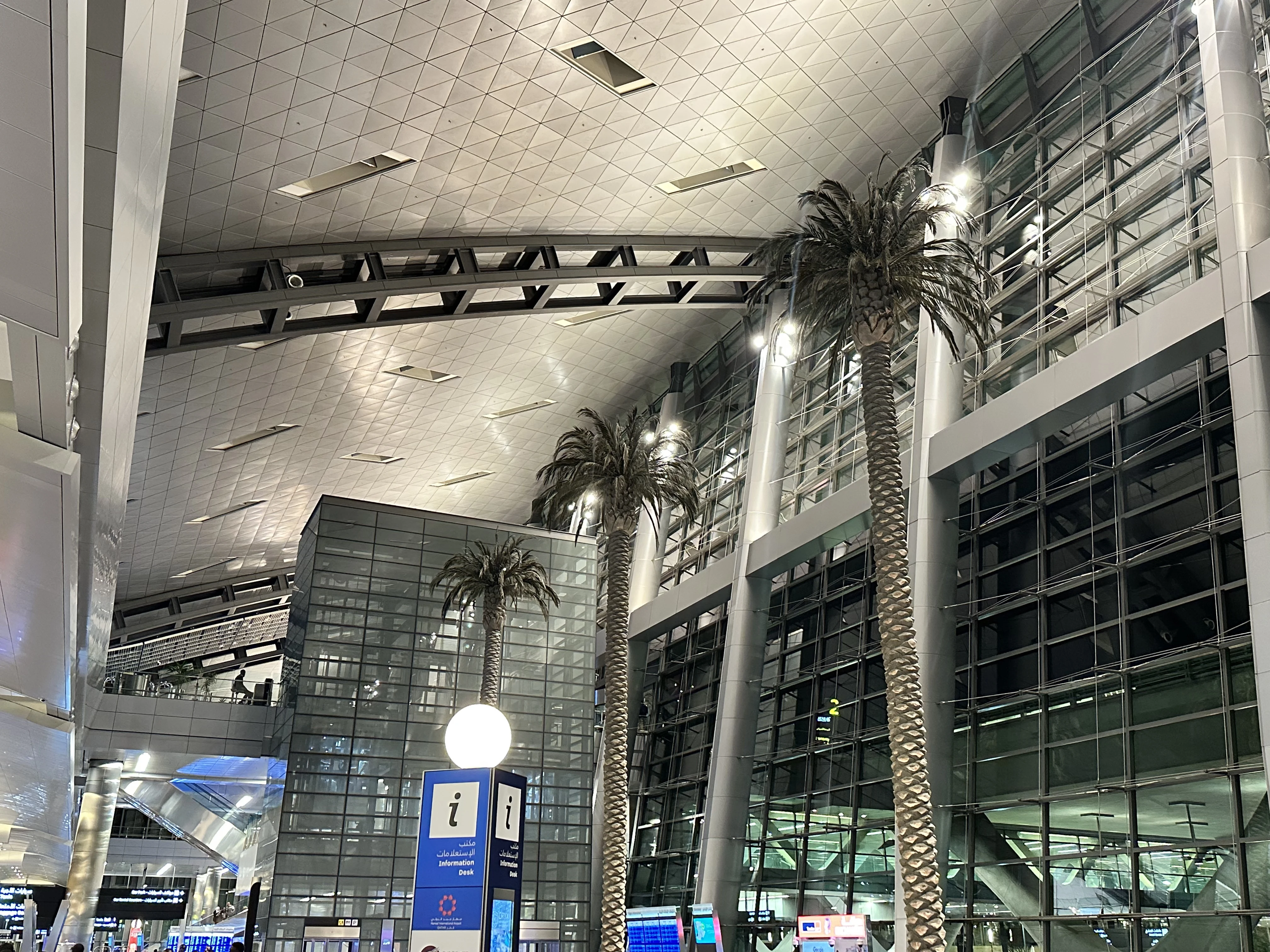 ���˿������䣬���������ա�ī������A350���òշ������飬Լ����˹��JNB-���������DOH