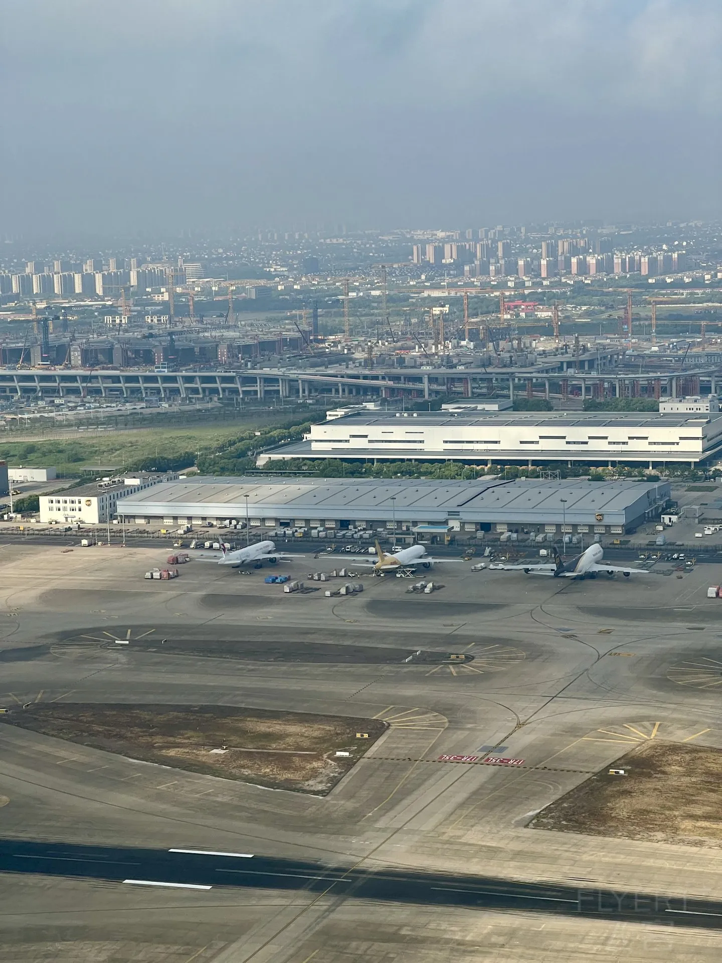 120400ZDFGDGSAAJHIIMBX.jpg