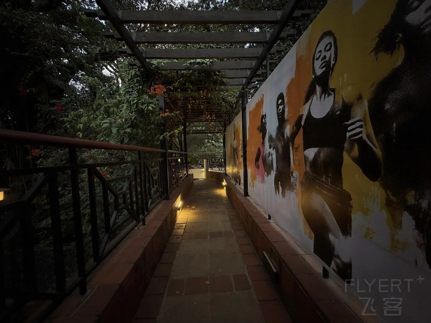 214609OVQMSIDUBPOKWMUY.jpg