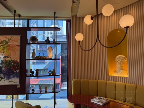 The Standard Bangkok ���ȱ�׼�Ƶ� �����ͷ�������48Сʱ