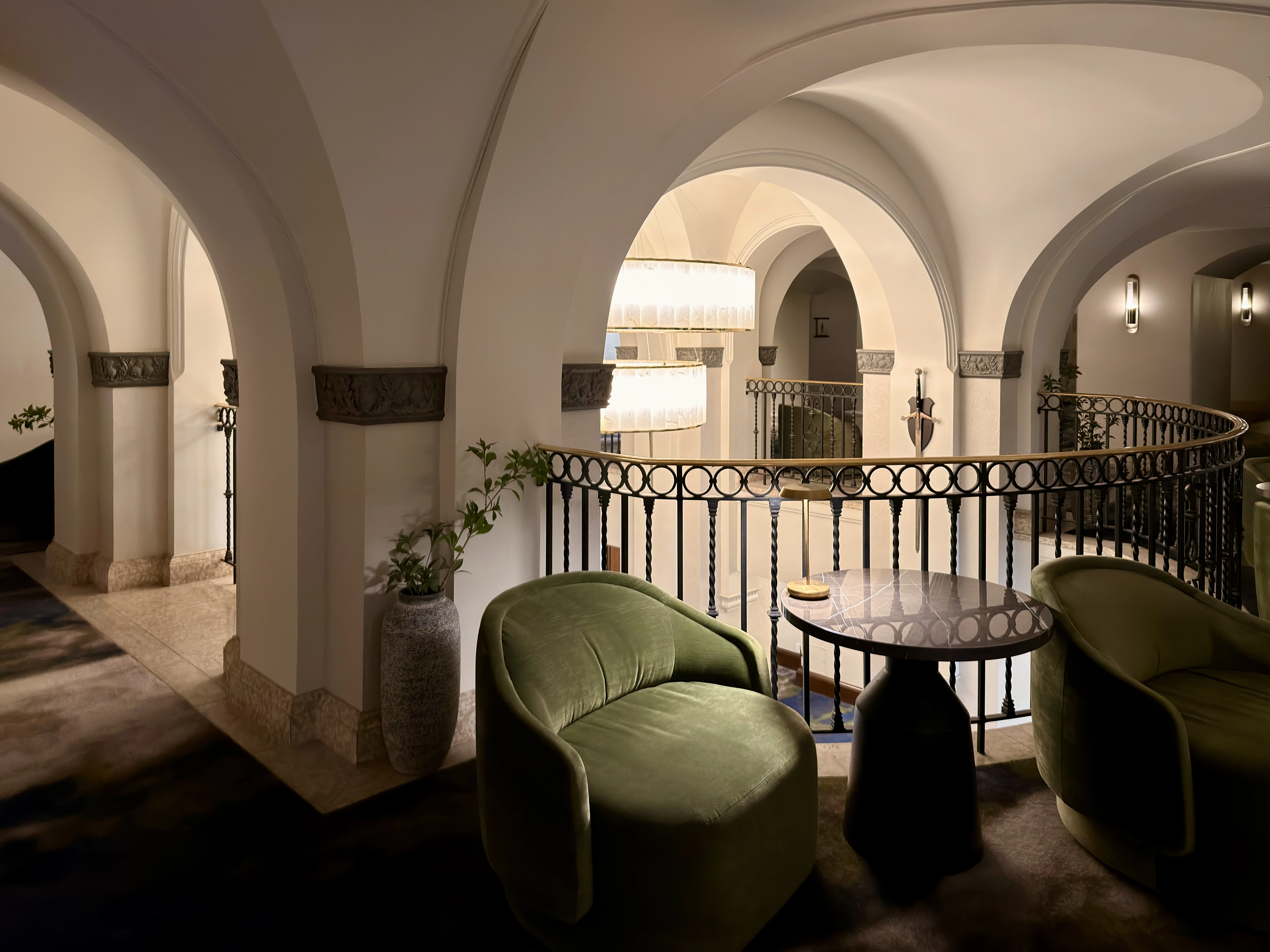 ���ɽ�Ѷ���������①�����䲻�ࡤ���Ѷ��ɳǱ� ����ͷ� Fairmont Gold Banff Springs